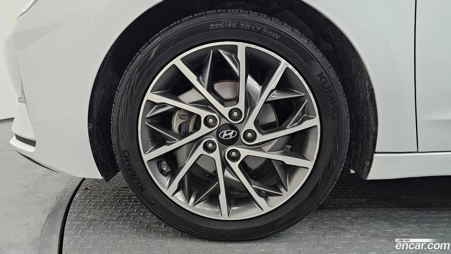 AVANTE Hyundai 2019.11-OUTER-005