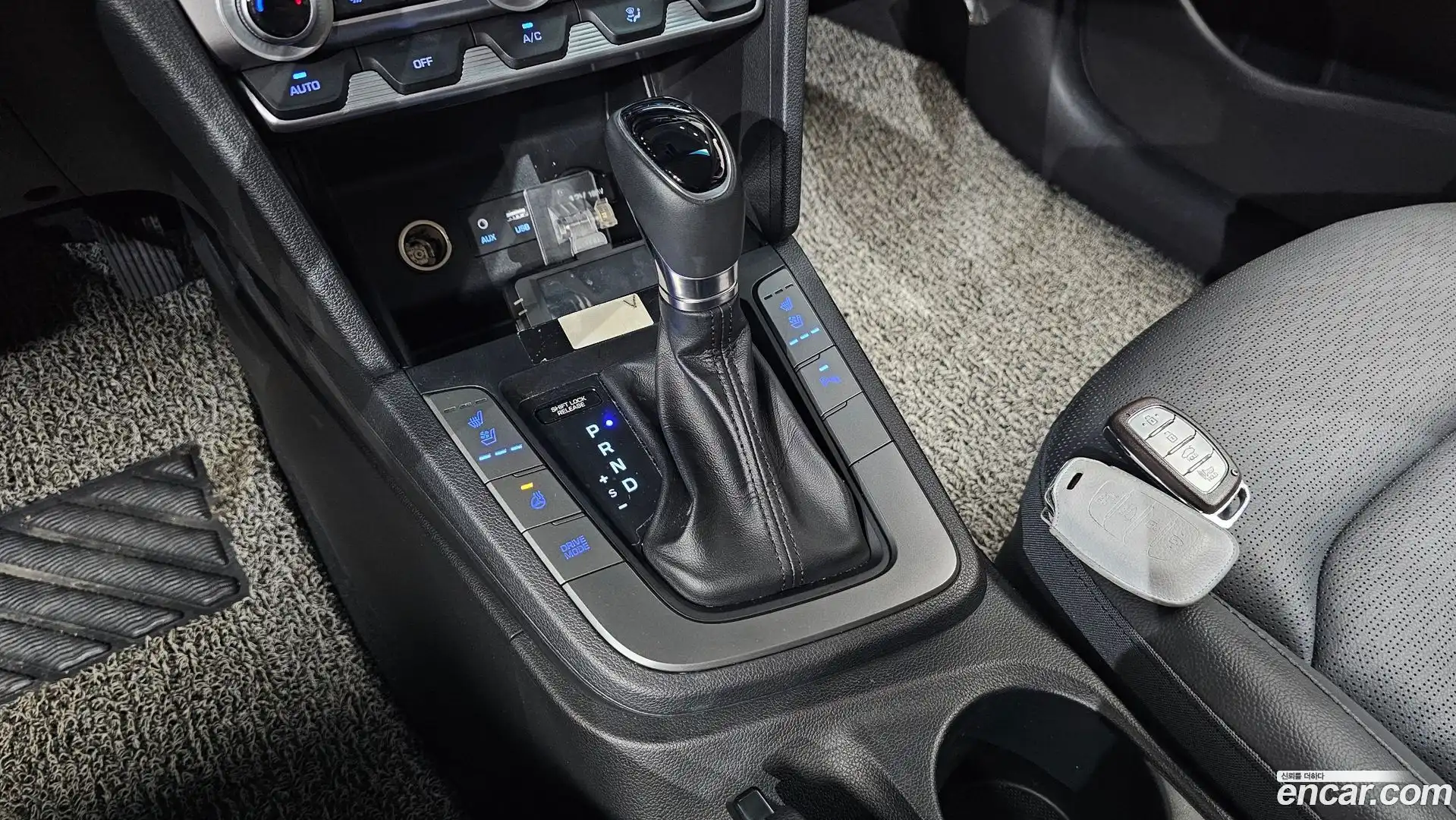AVANTE Hyundai 2019.11-INNER-009
