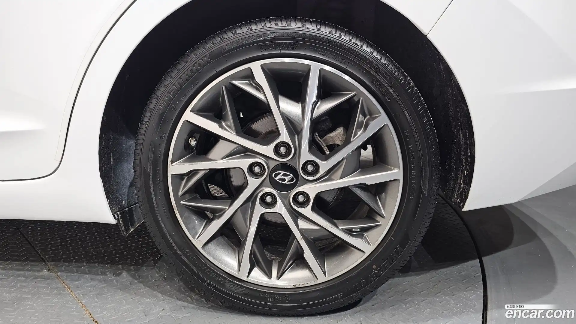 AVANTE Hyundai 2019.11-OUTER-031
