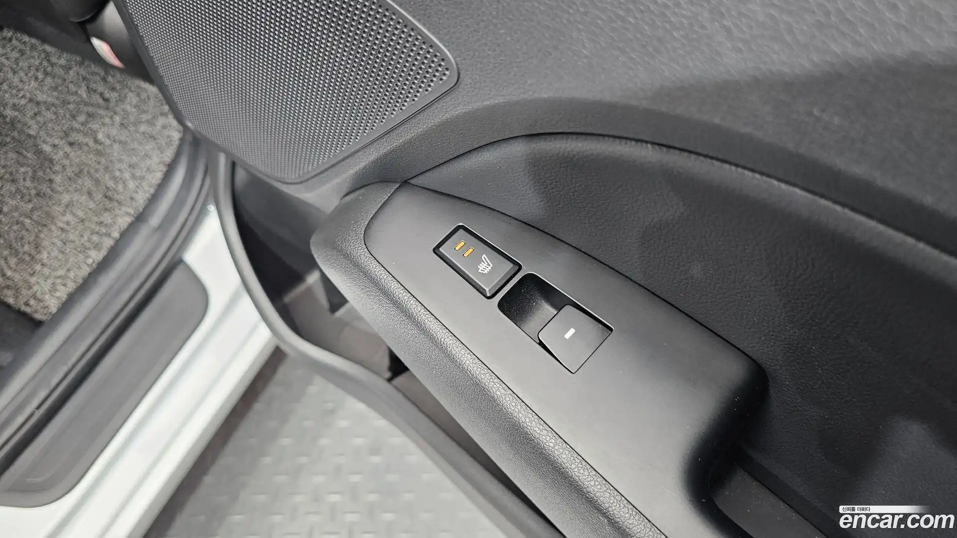 AVANTE Hyundai 2019.11-OPTION-043