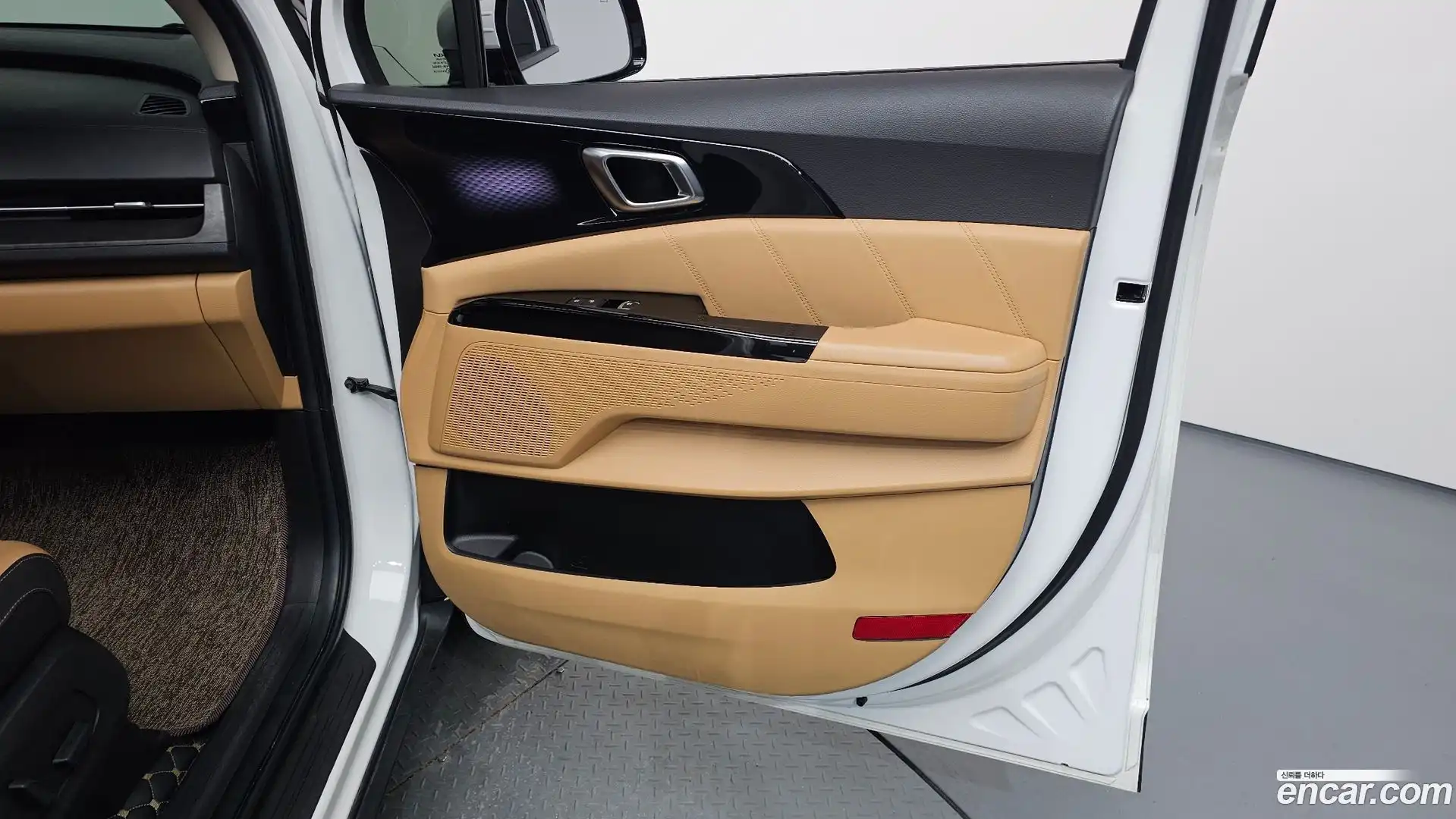 Canival Kia 2023.3-INNER-035