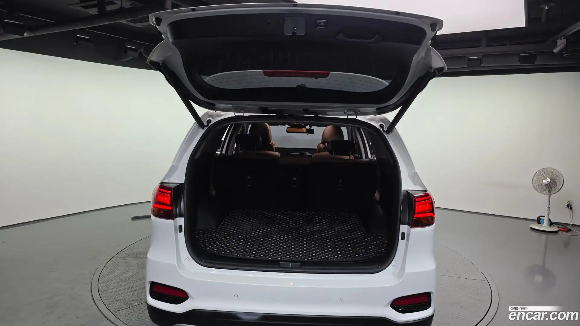 Sorento Kia 2019.5-OPTION-024