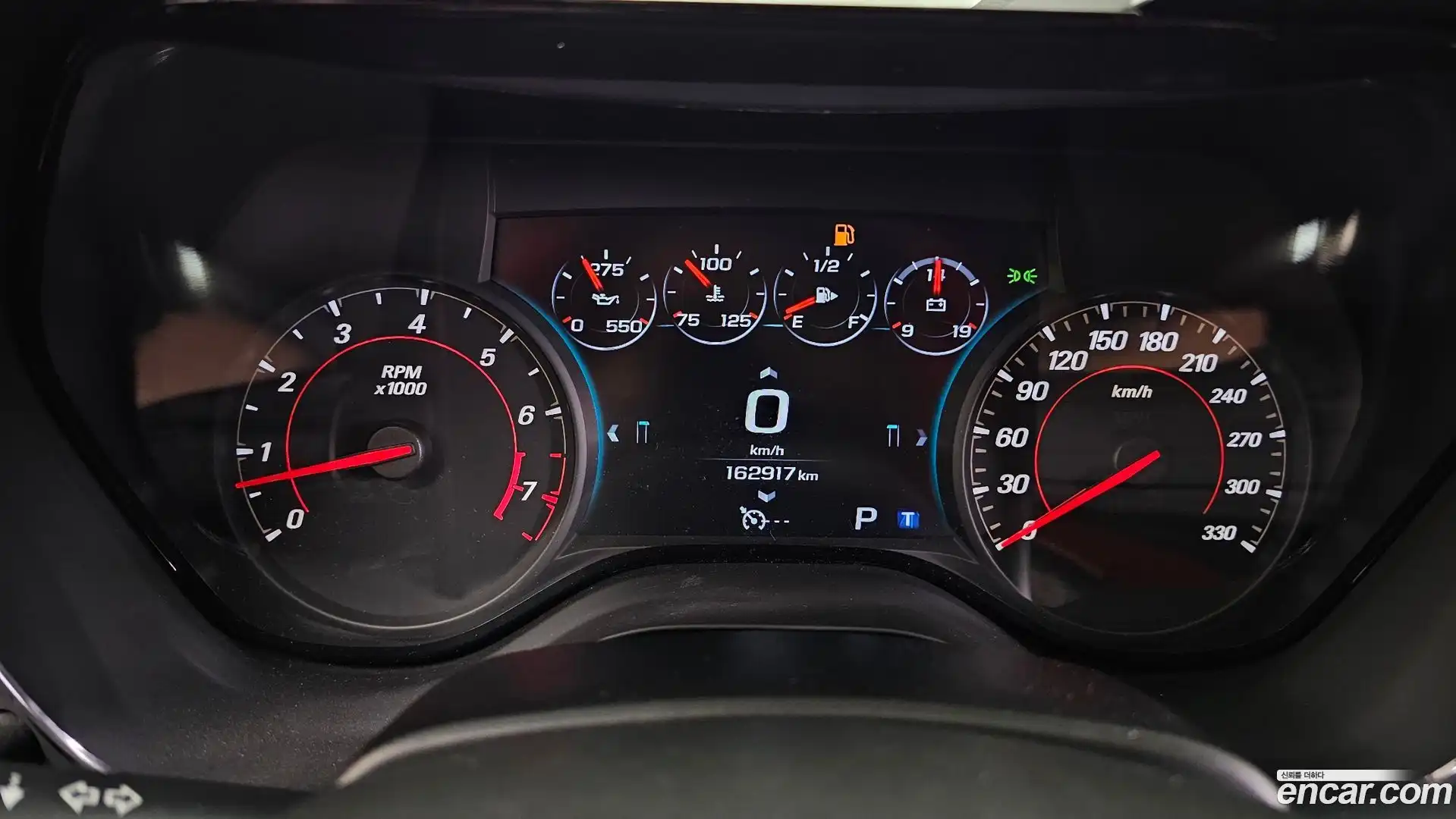 Camaro Chevrolet 2016.9-INNER-008