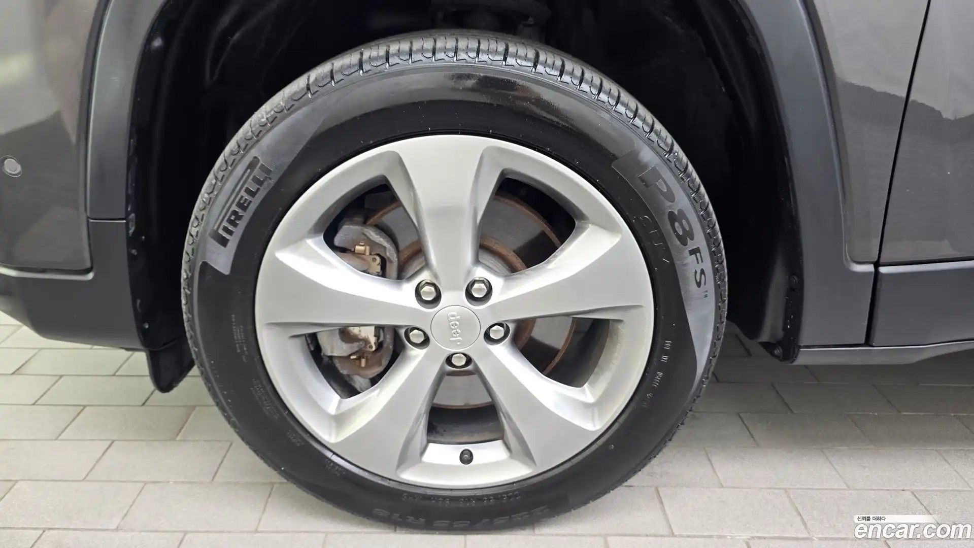 Cherokee Jeep 2021.5-OUTER-005