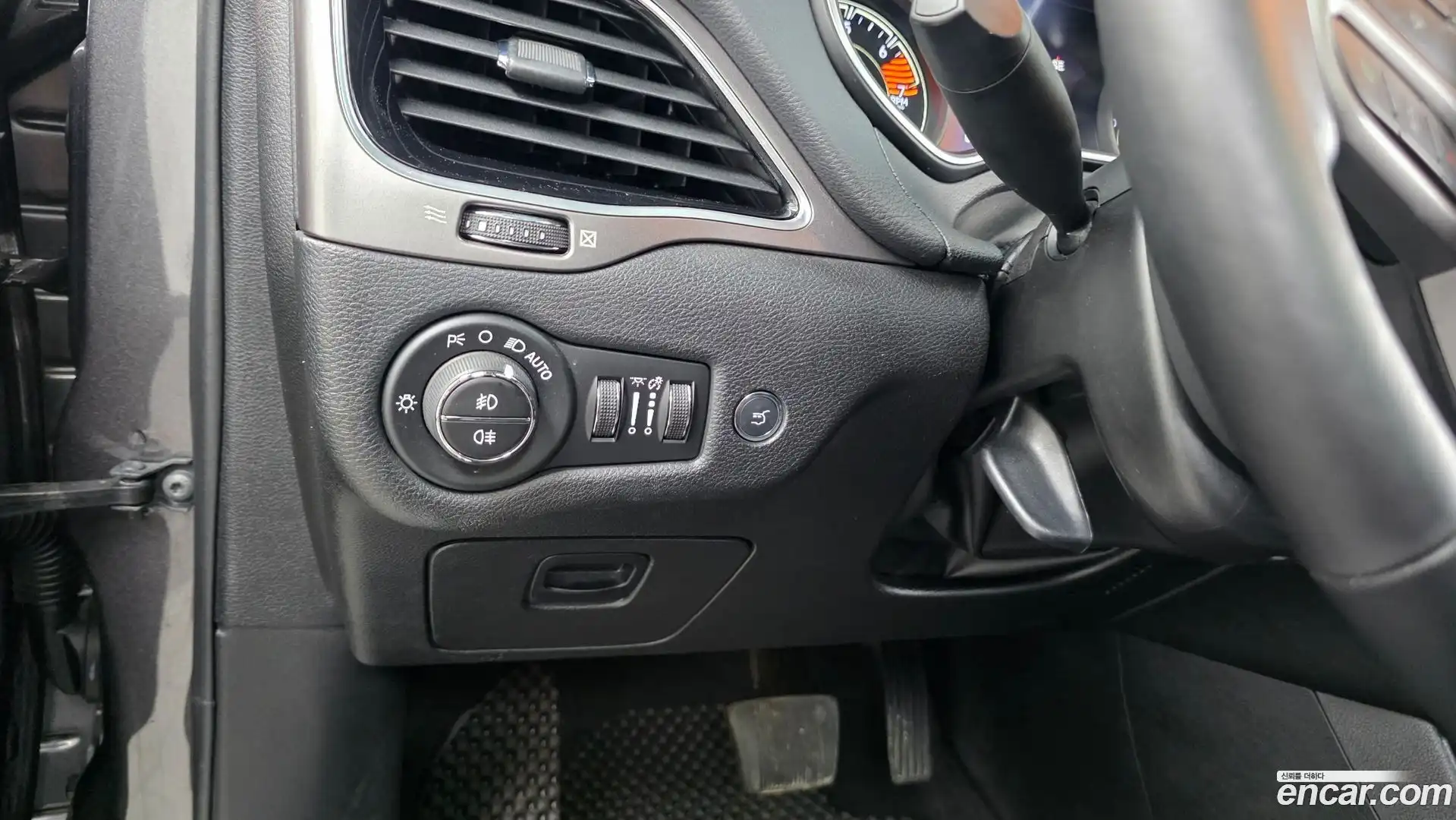 Cherokee Jeep 2021.5-OPTION-020