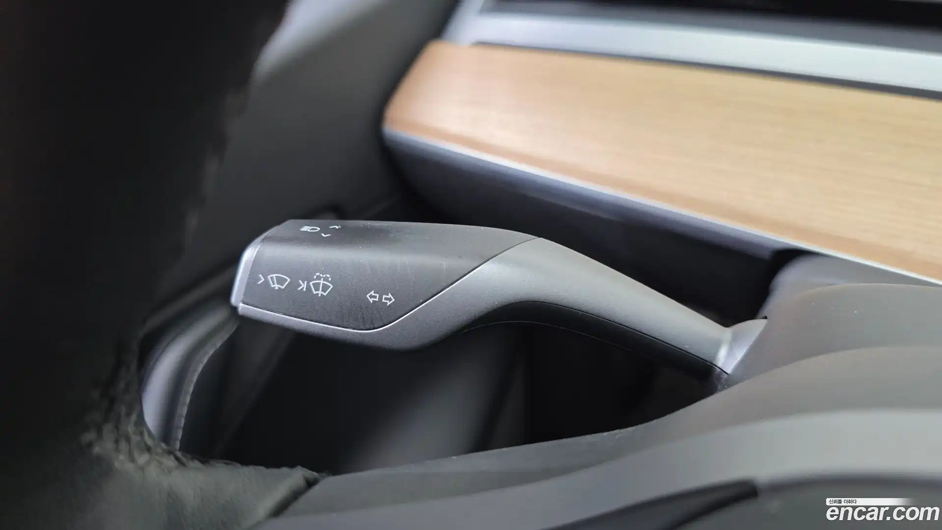 Model Y Tesla 2021.8-OPTION-023