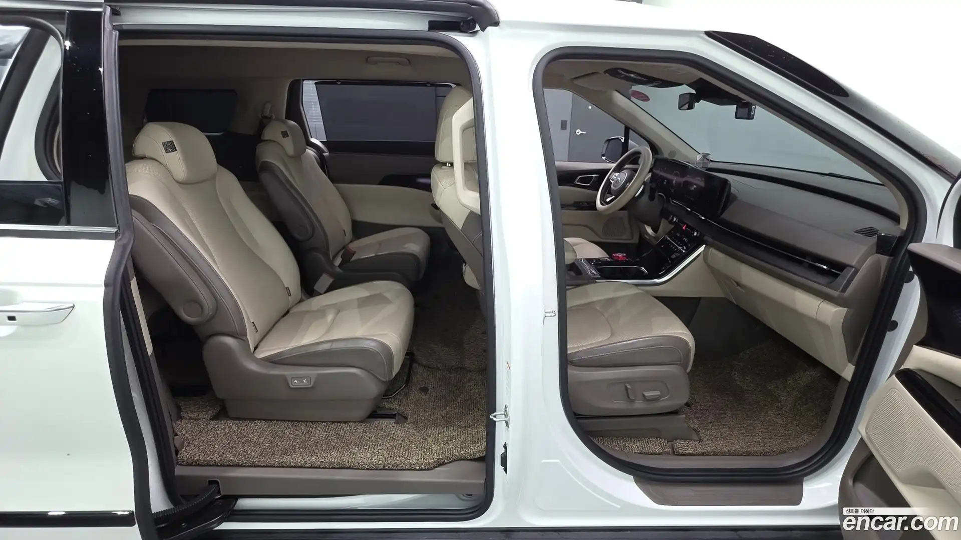 Canival Kia 2020.8-OPTION-016