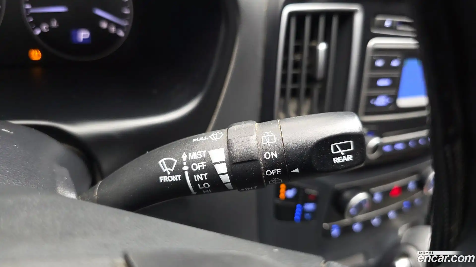 Starex Hyundai 2016.6-OPTION-023