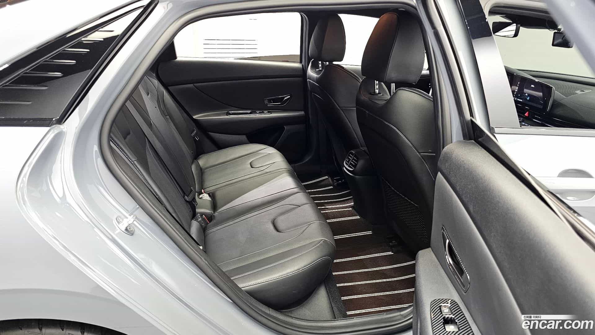 AVANTE Hyundai 2021.8-OPTION-016