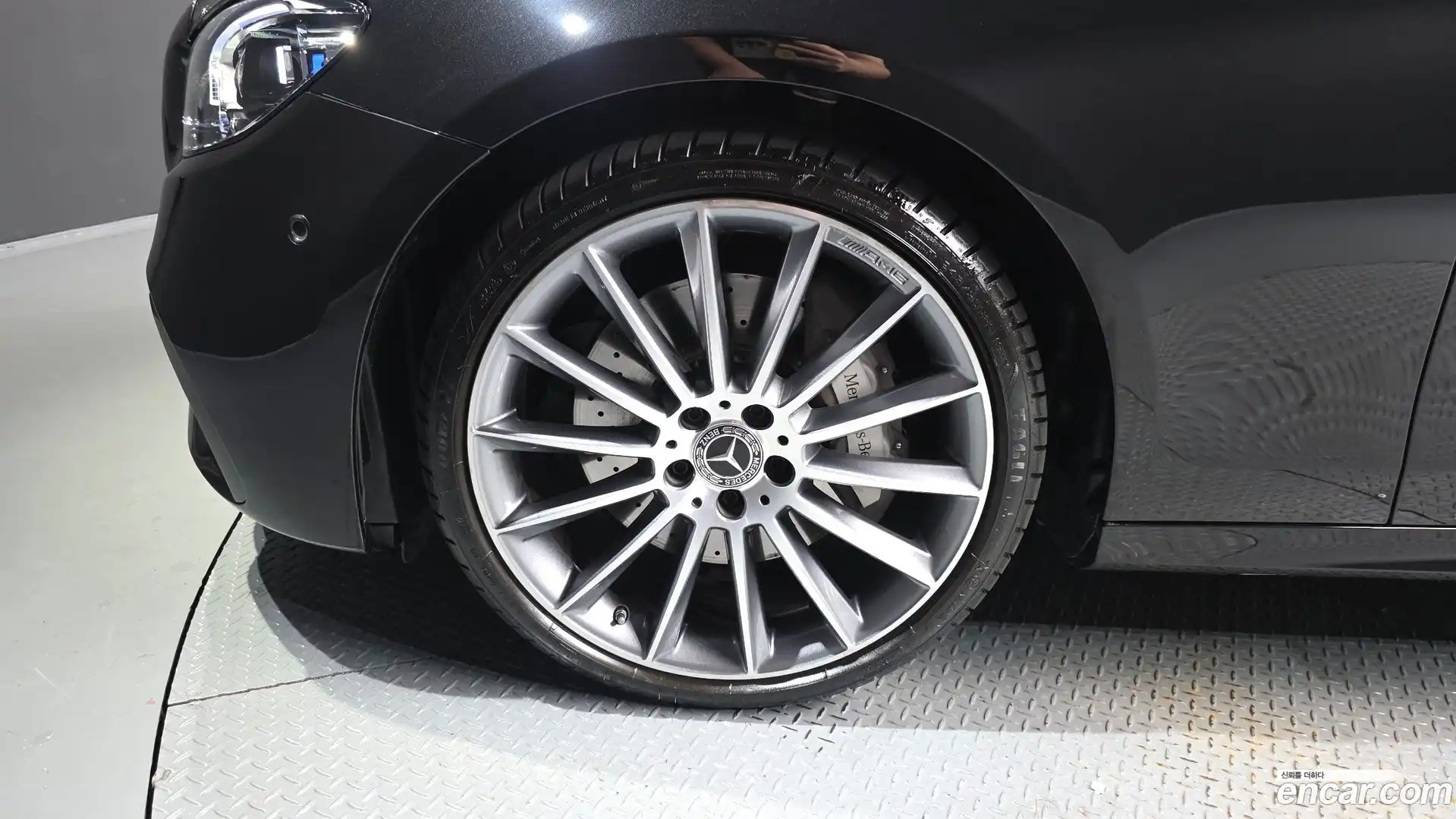 E-Class Mercedes-Benz 2022.6-OUTER-005