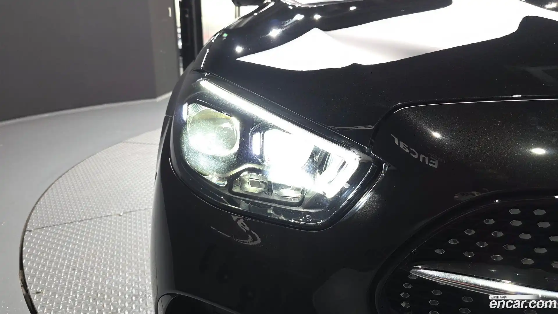 E-Class Mercedes-Benz 2022.6-OUTER-032