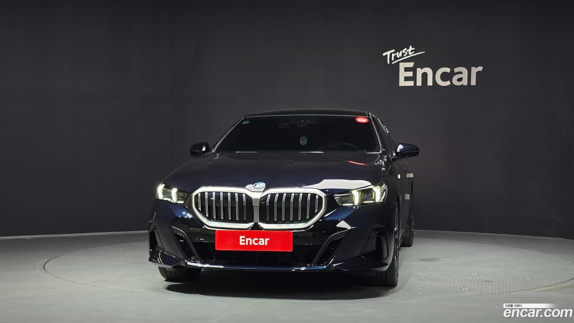 5-Series BMW 2025.4-OUTER-003