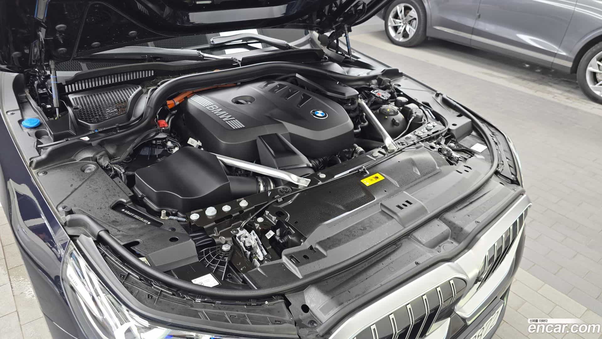 5-Series BMW 2025.4-OUTER-006