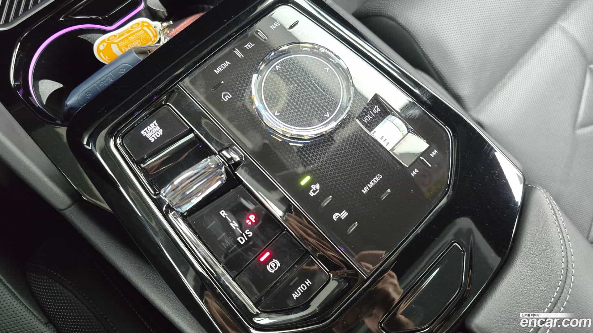 5-Series BMW 2025.4-INNER-009