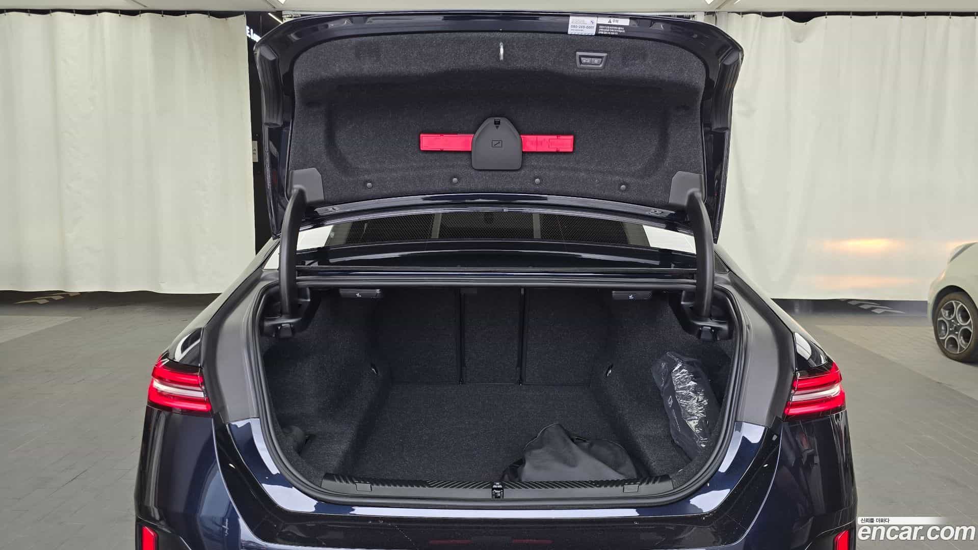 5-Series BMW 2025.4-OPTION-024