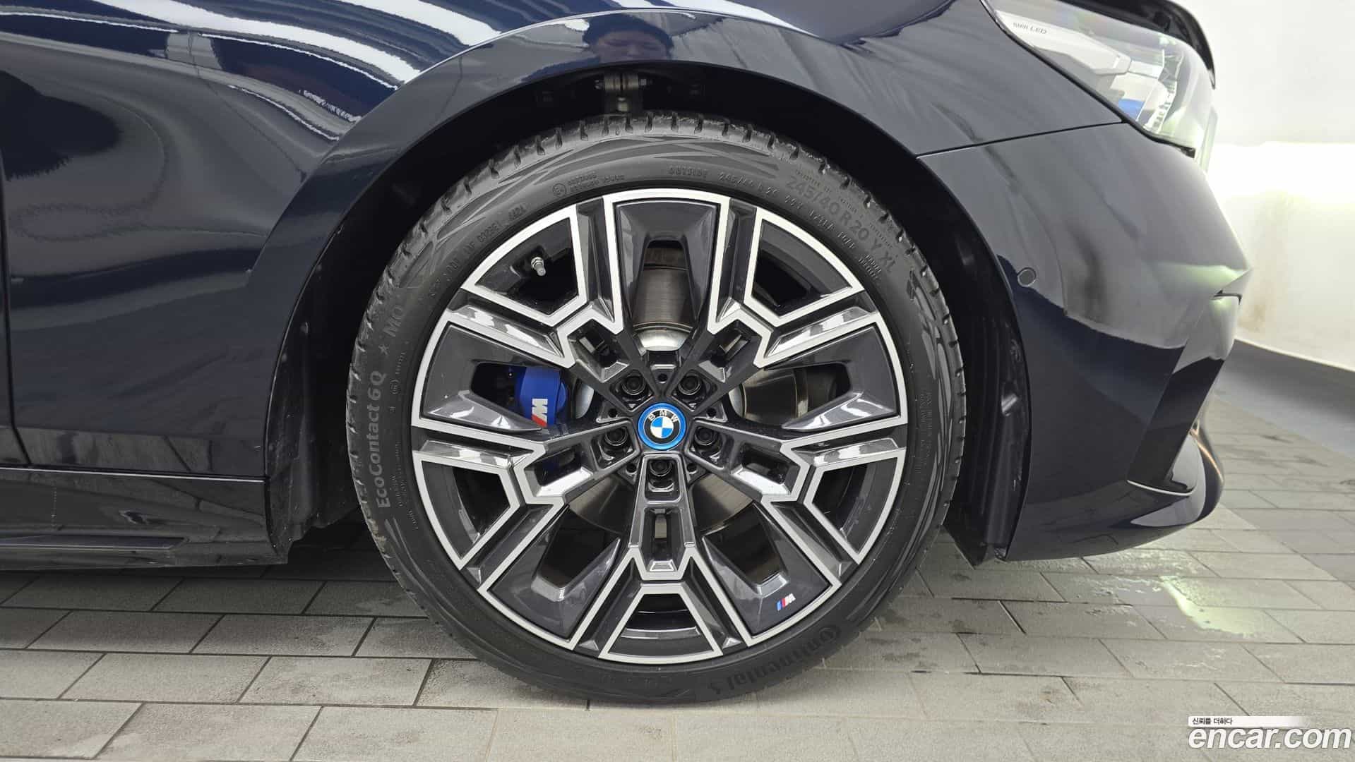 5-Series BMW 2025.4-OUTER-031
