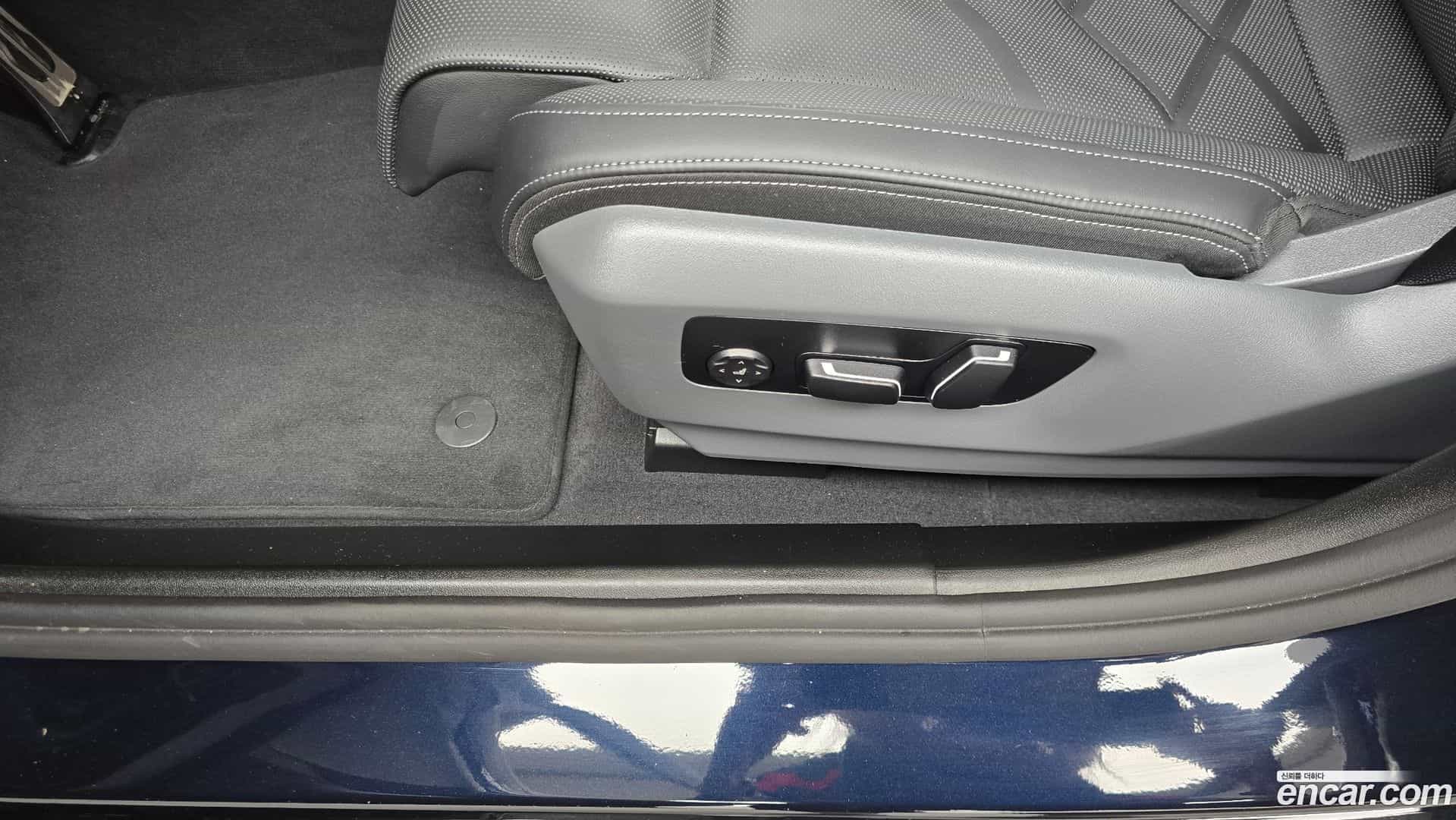 5-Series BMW 2025.4-OPTION-045