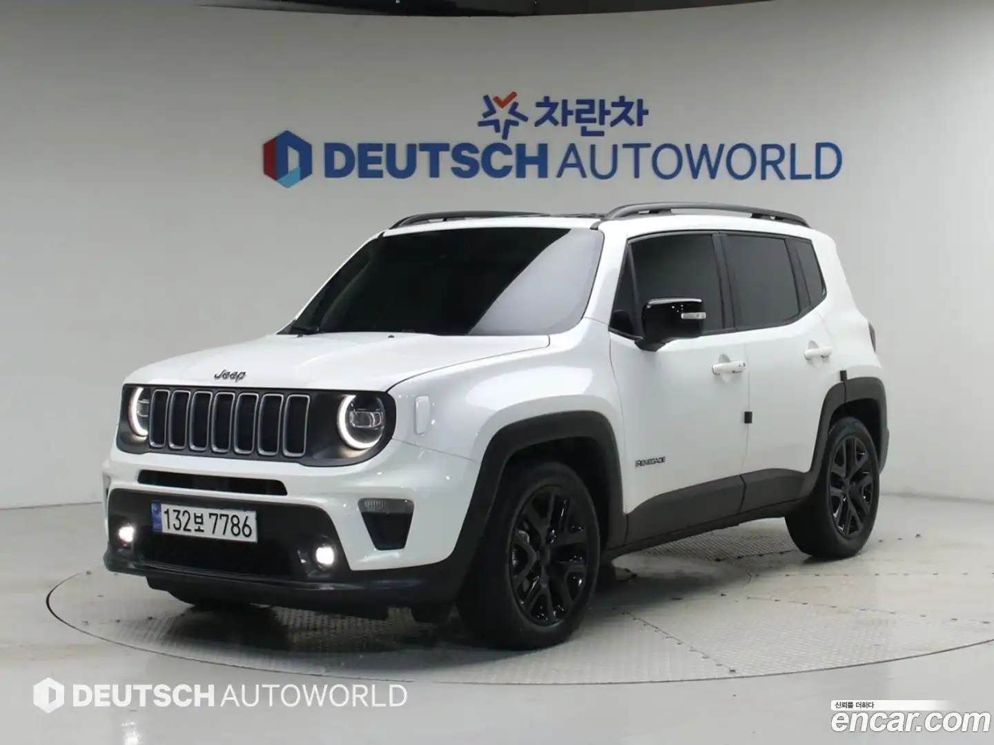 Renegade Jeep 2023.11-OUTER-001