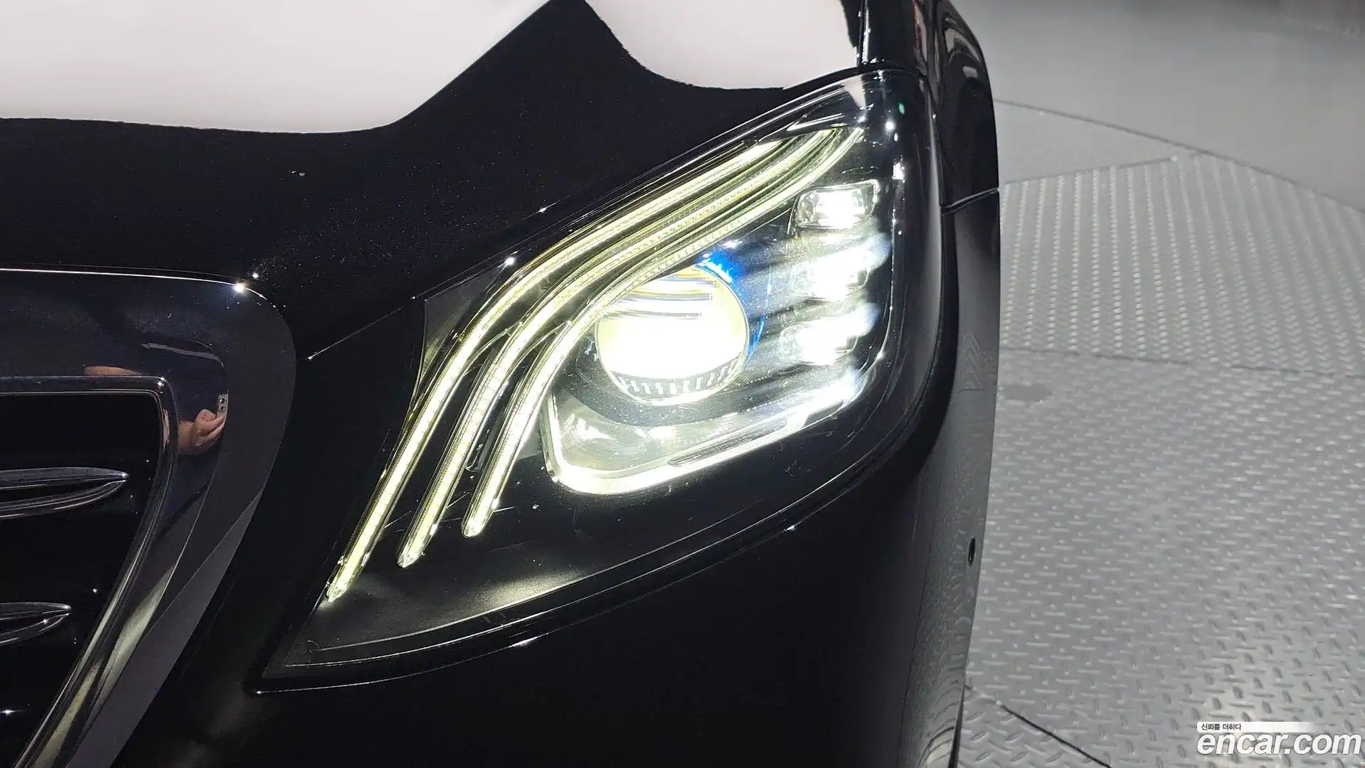 S-Class Mercedes-Benz 2019.6-OUTER-032