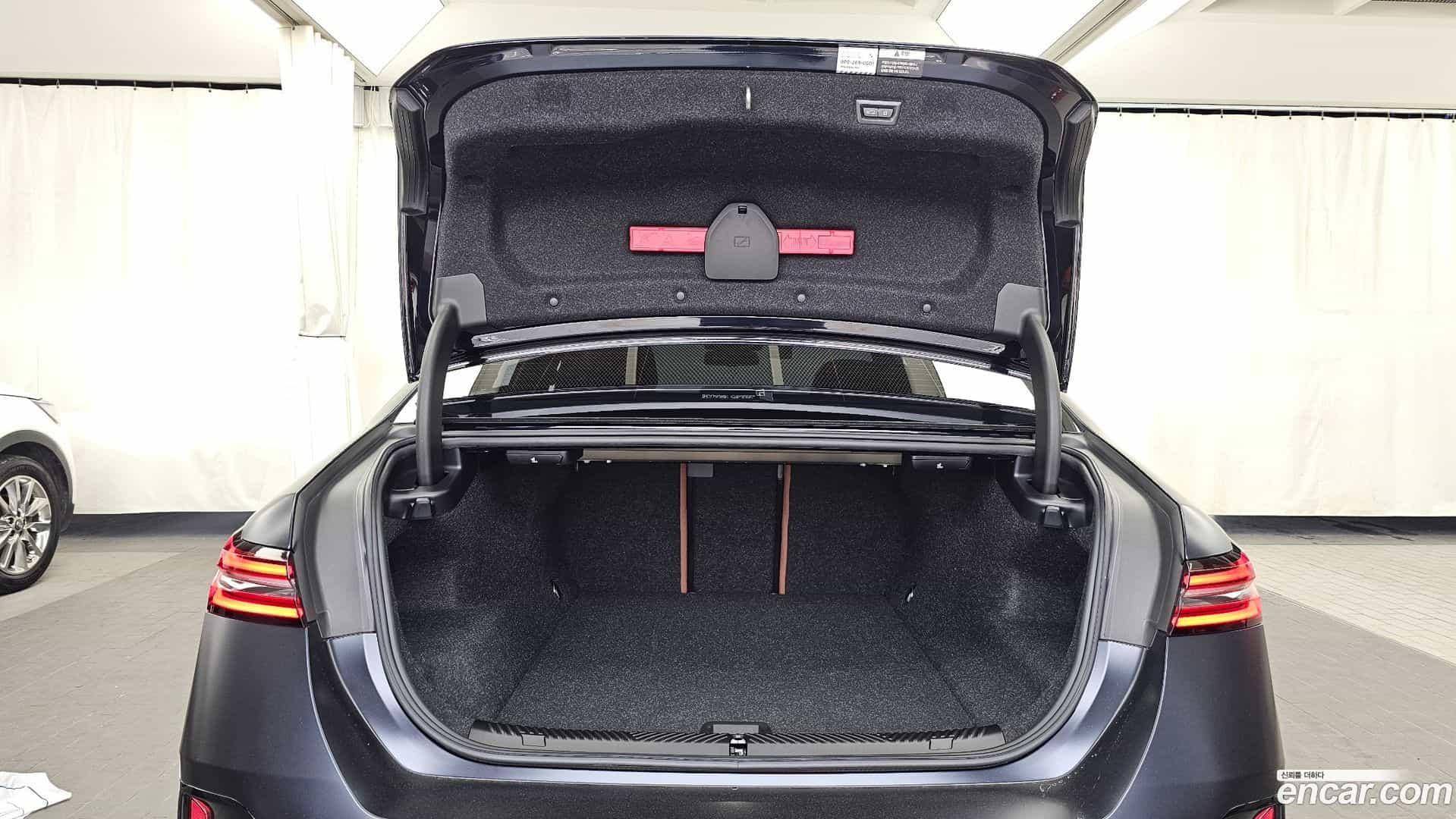 i5 BMW 2024.0-OPTION-024