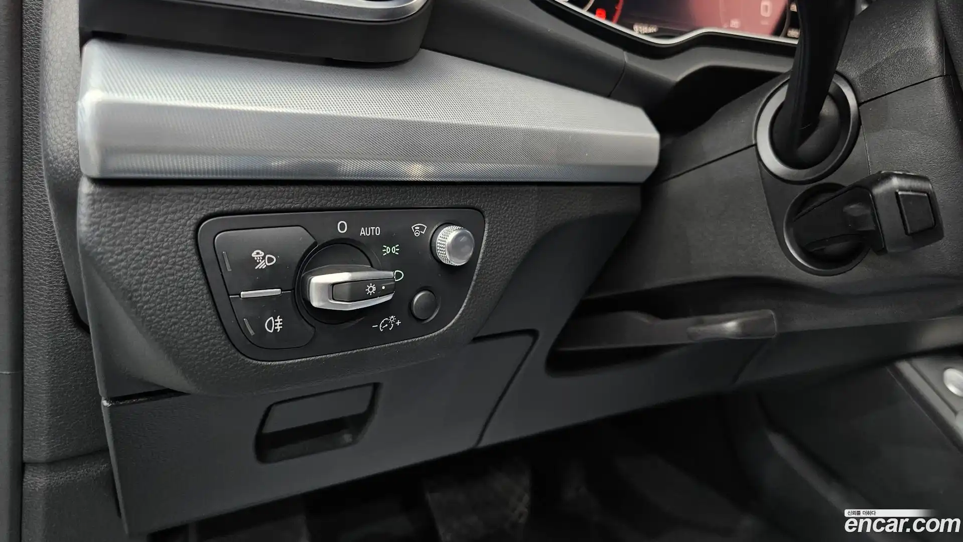 Q5 Audi 2020.10-OPTION-040