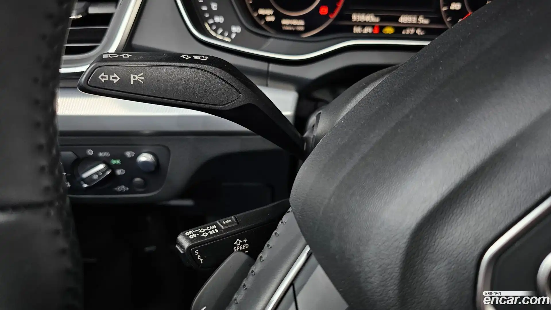 Q5 Audi 2020.10-OPTION-041