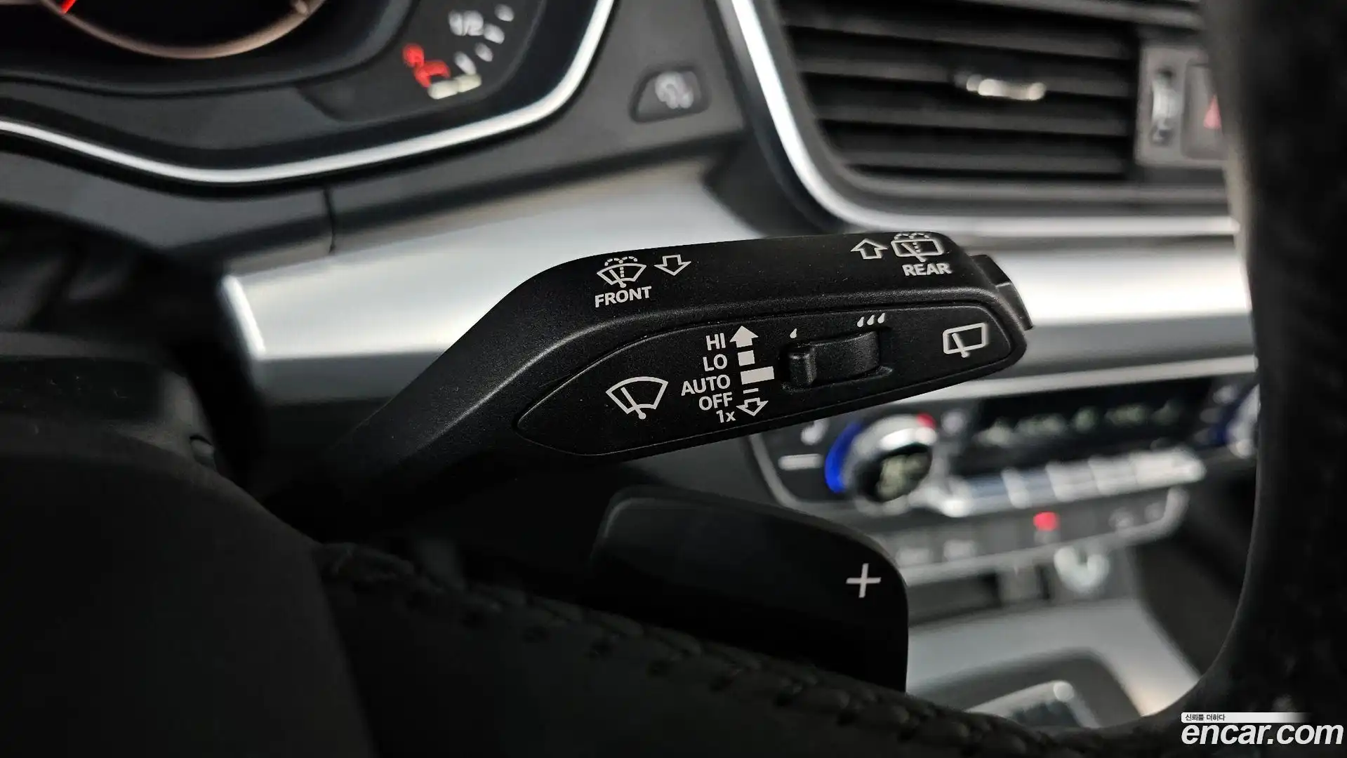 Q5 Audi 2020.10-OPTION-042