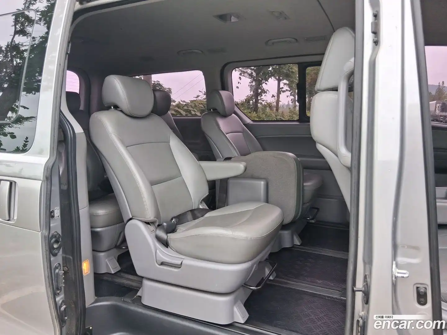 Starex Hyundai 2014.11-OPTION-015