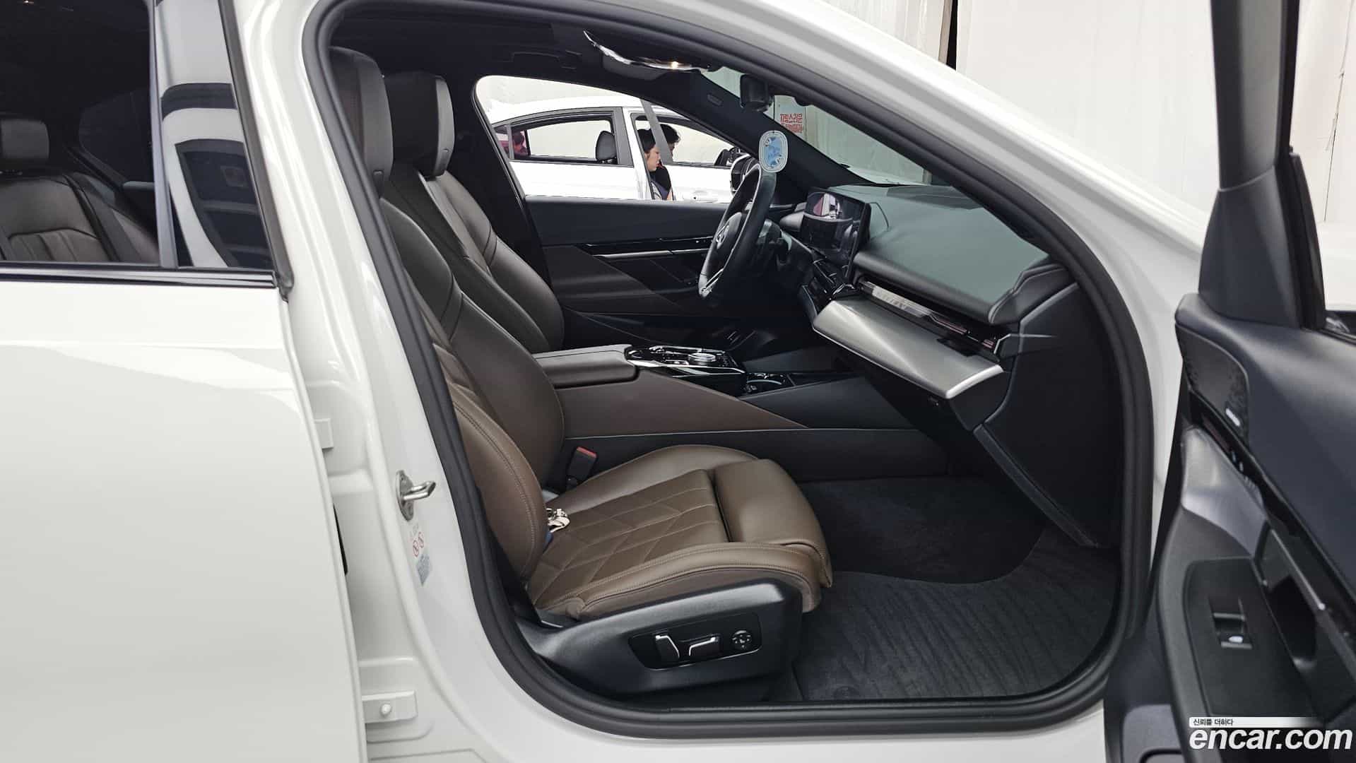 5-Series BMW 2024.3-OPTION-015