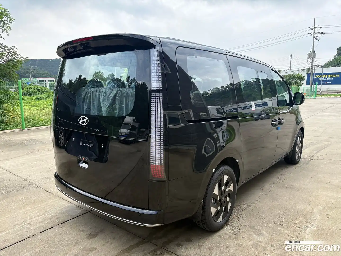 Staria Hyundai 2026.6-OUTER-002