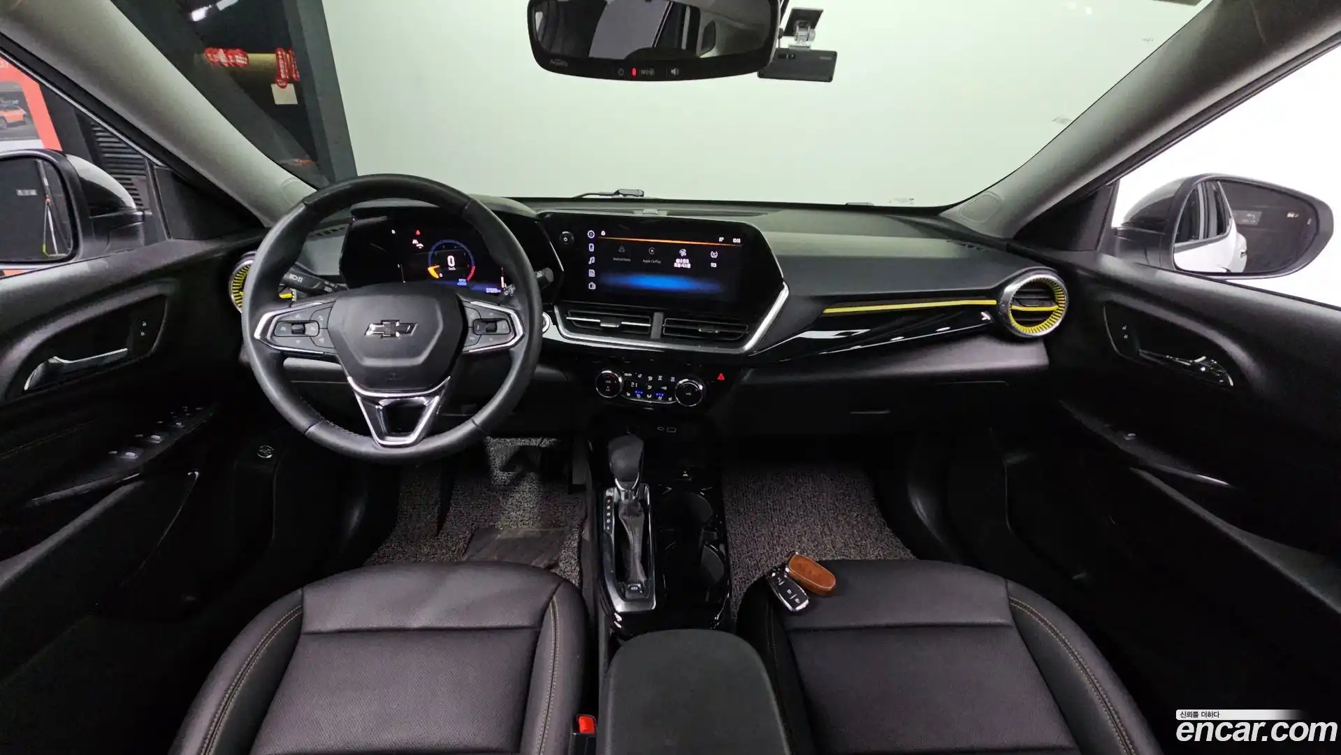 Trax Chevrolet 2023.3-INNER-007