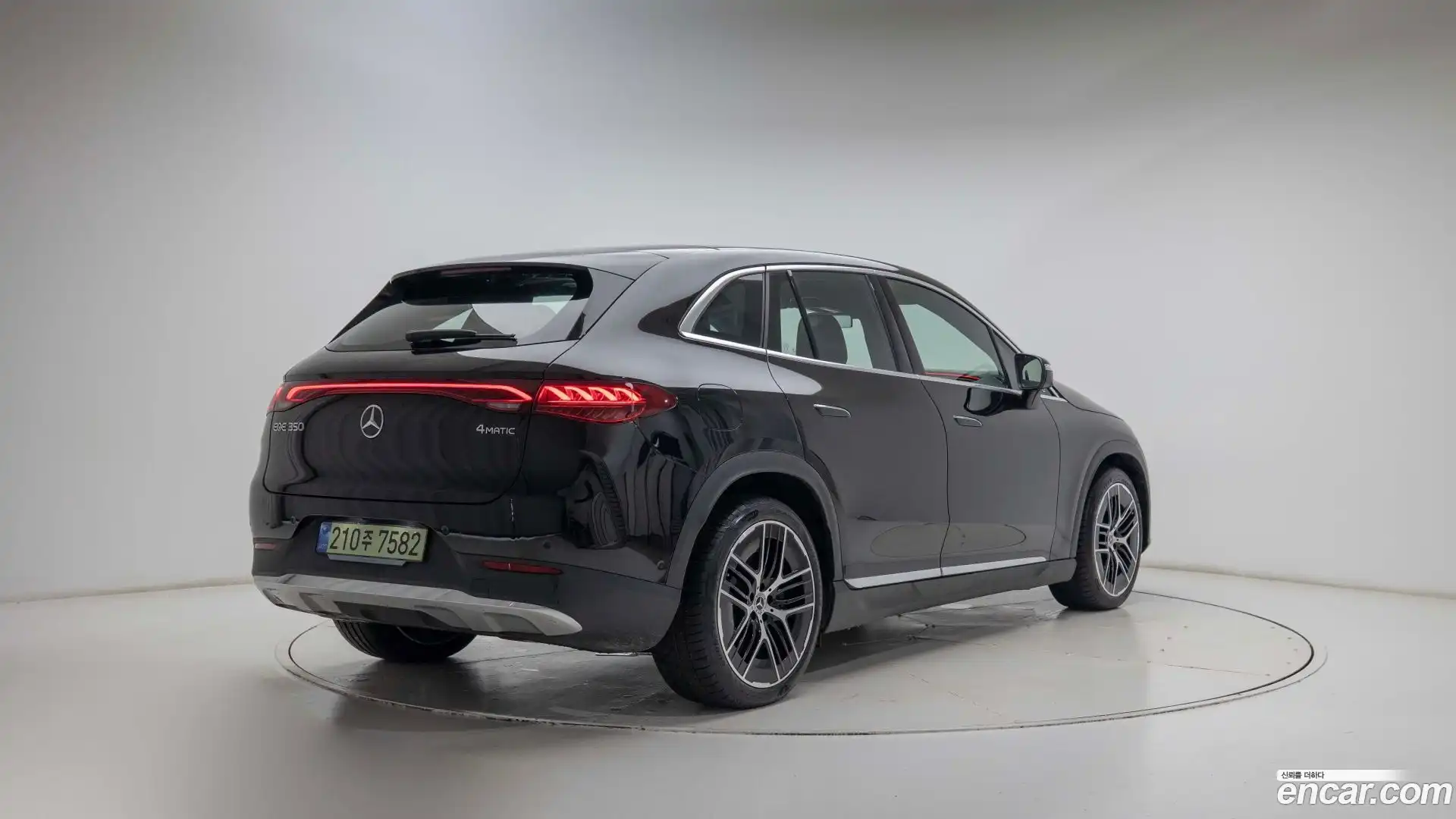 EQE Mercedes-Benz 2025.7-OUTER-002