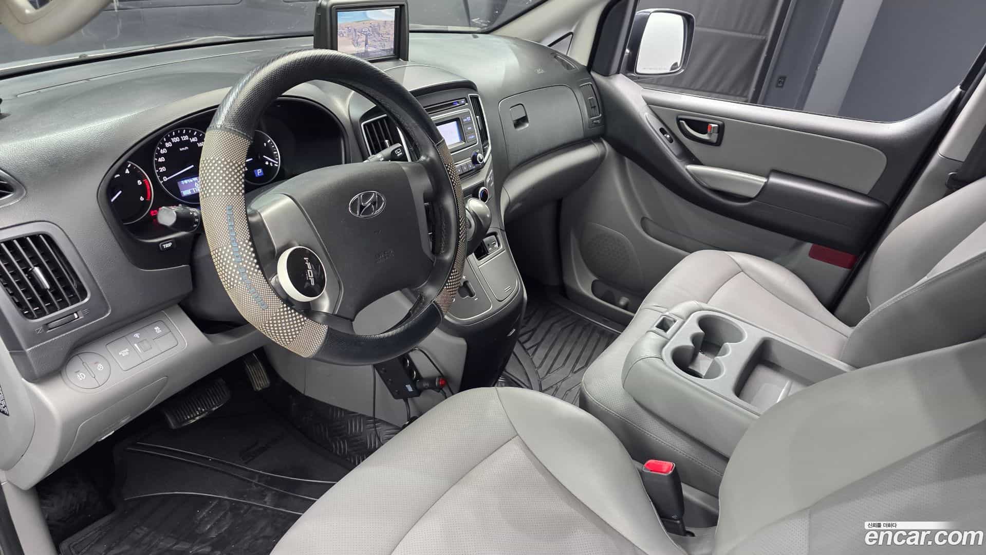 Starex Hyundai 2020.2-INNER-007