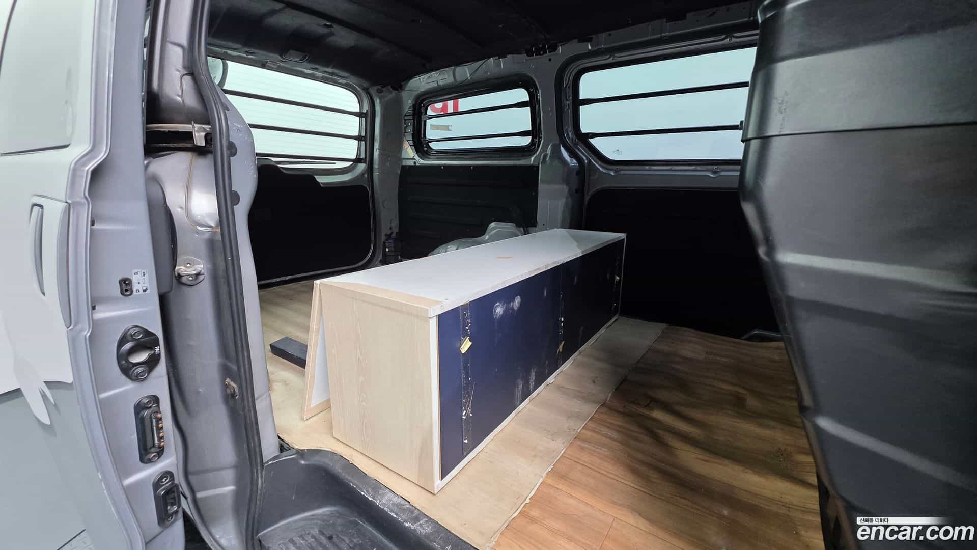 Starex Hyundai 2020.2-OPTION-015