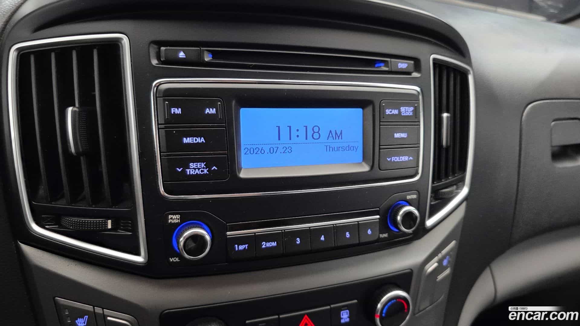 Starex Hyundai 2020.2-OPTION-020