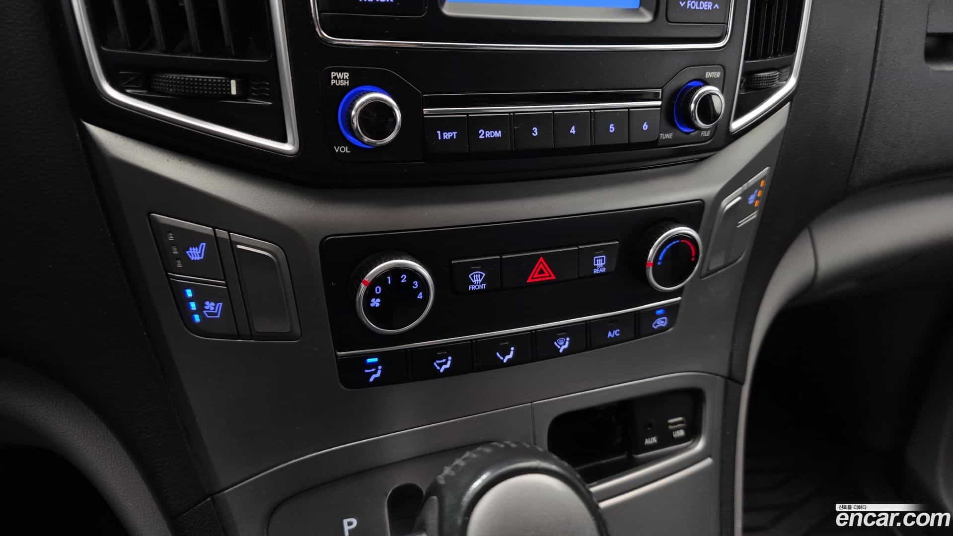 Starex Hyundai 2020.2-OPTION-021