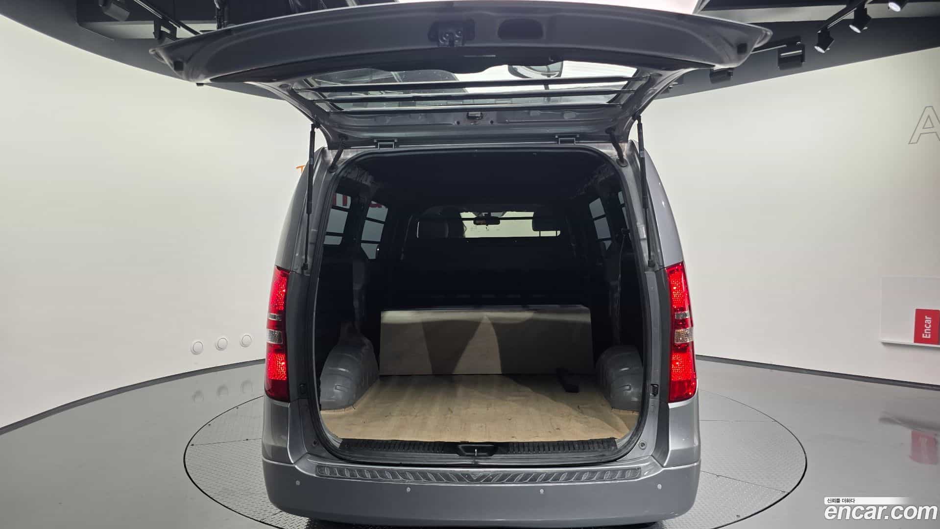 Starex Hyundai 2020.2-OPTION-043