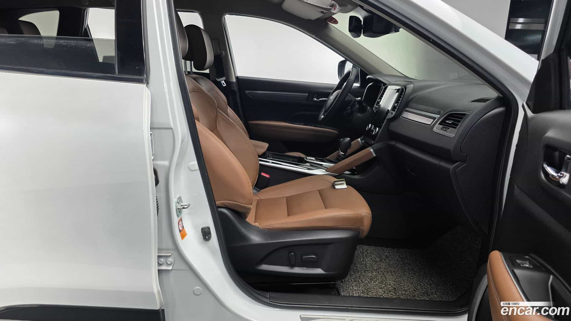 QM6 Renault Korea 2022.0-INNER-036