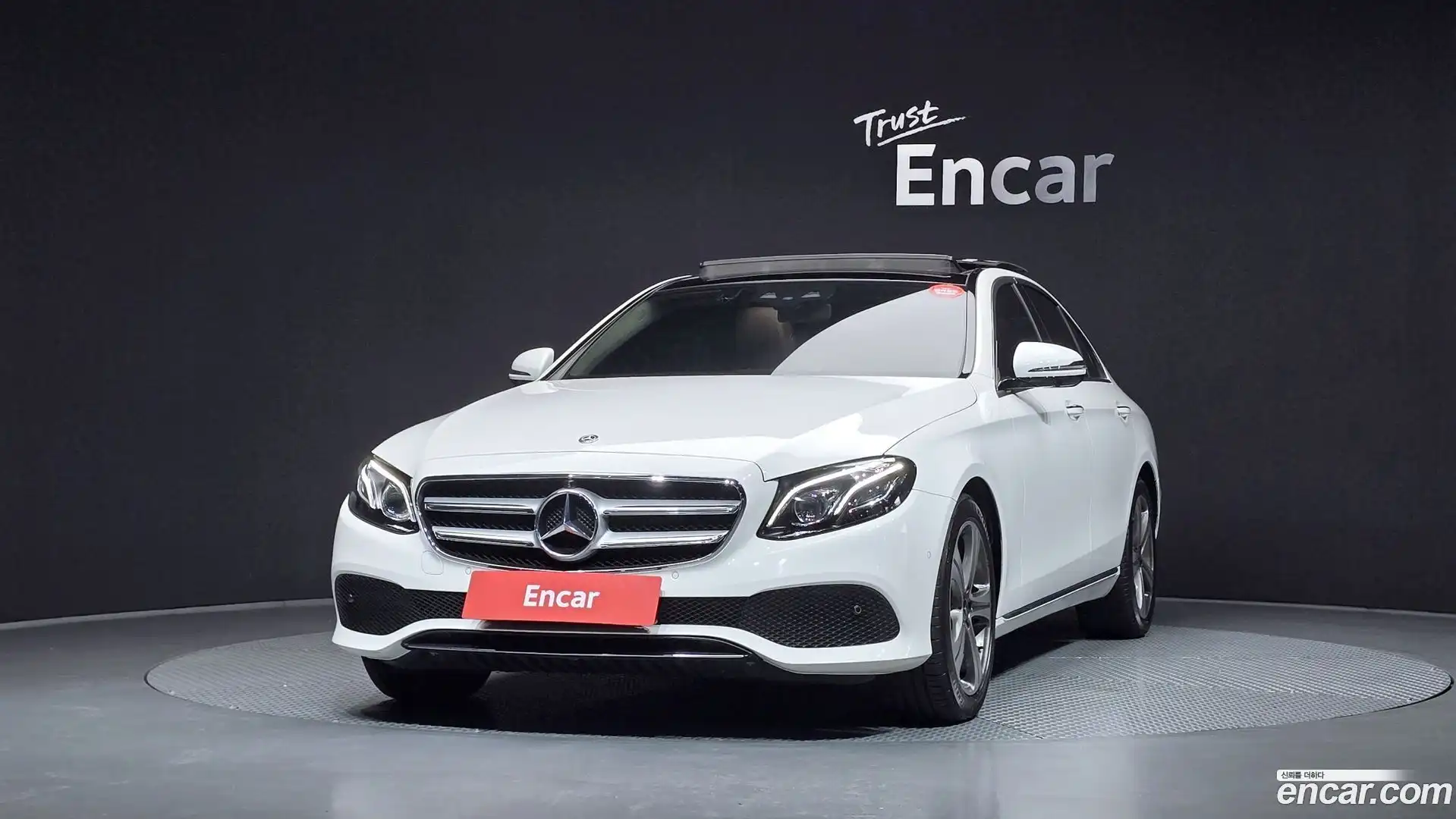 E-Class Mercedes-Benz 2018.3-OUTER-003