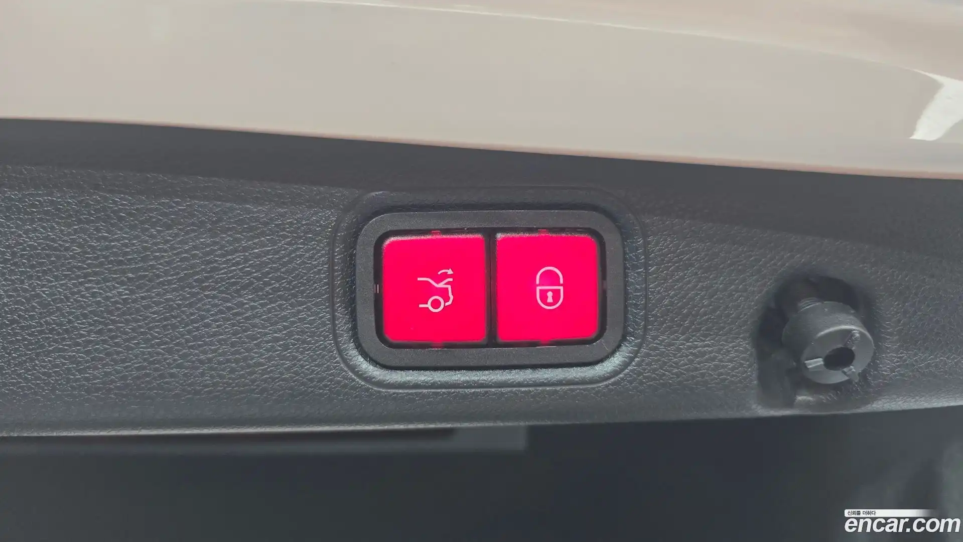 E-Class Mercedes-Benz 2018.3-OPTION-023