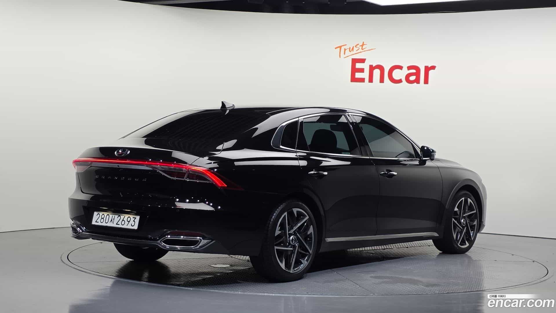 Grandeur Hyundai 2022.0-OUTER-002