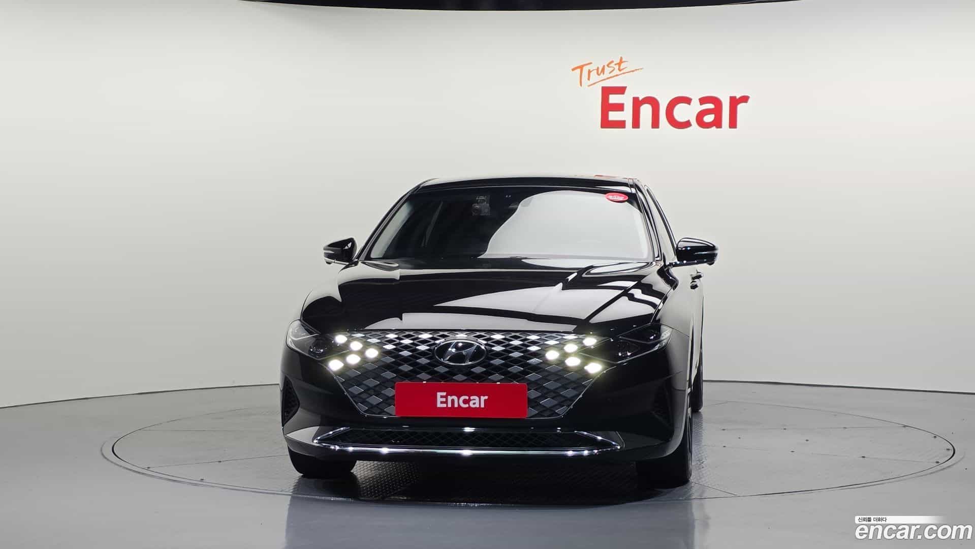 Grandeur Hyundai 2022.0-OUTER-003