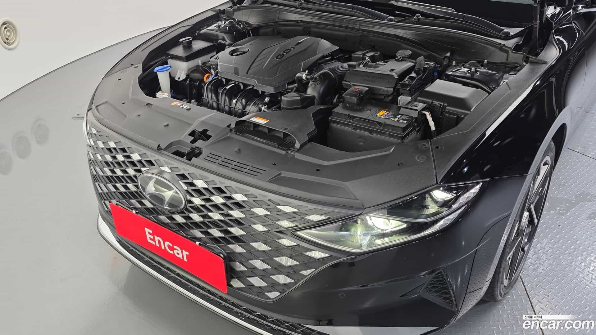 Grandeur Hyundai 2022.0-OUTER-006