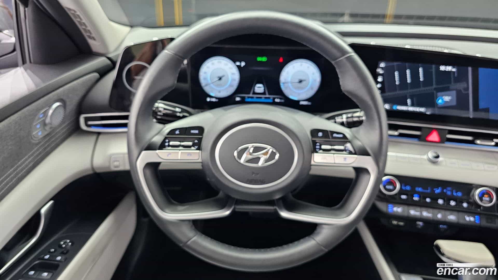 AVANTE Hyundai 2022.7-OPTION-017