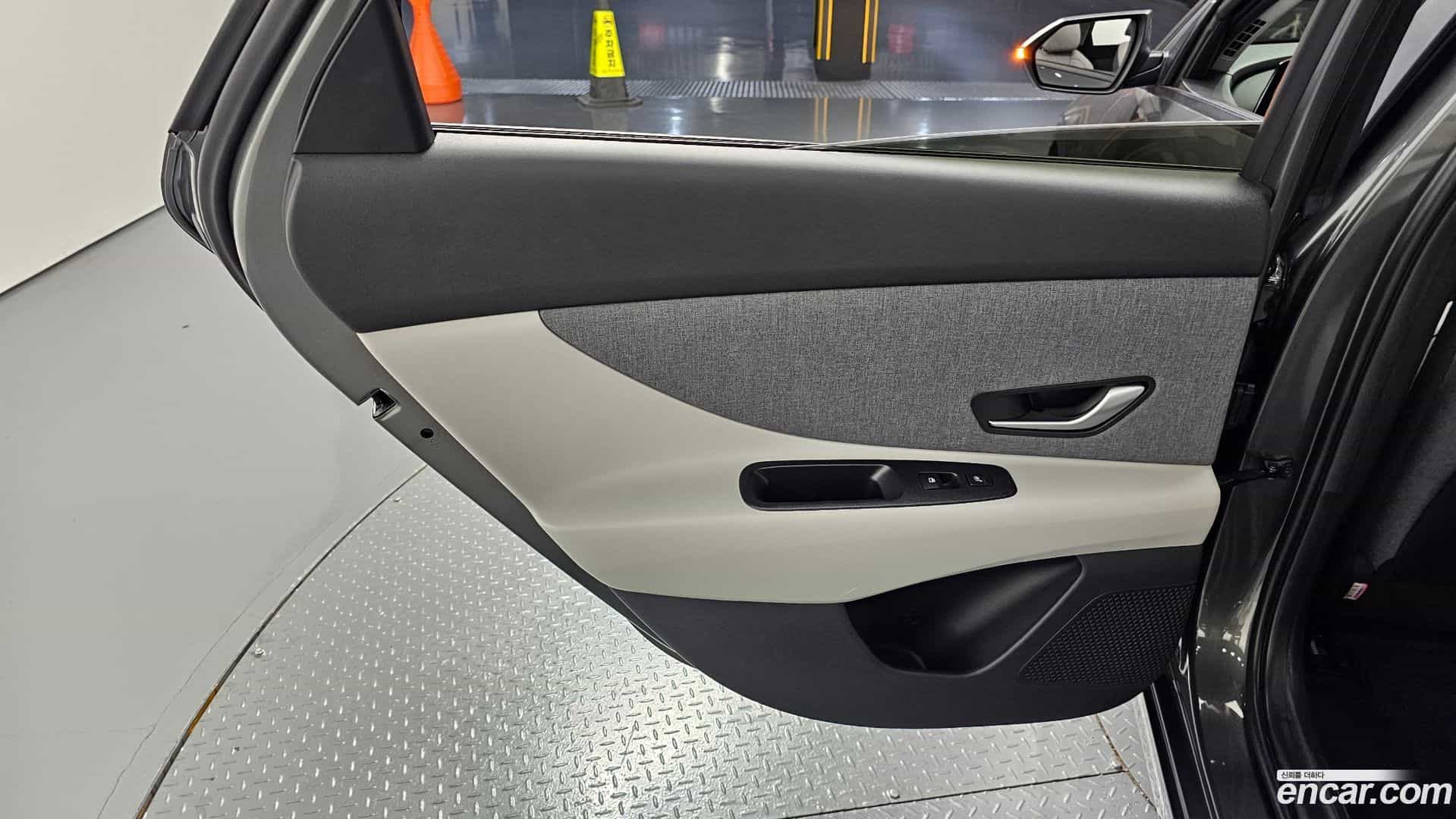 AVANTE Hyundai 2022.7-INNER-035