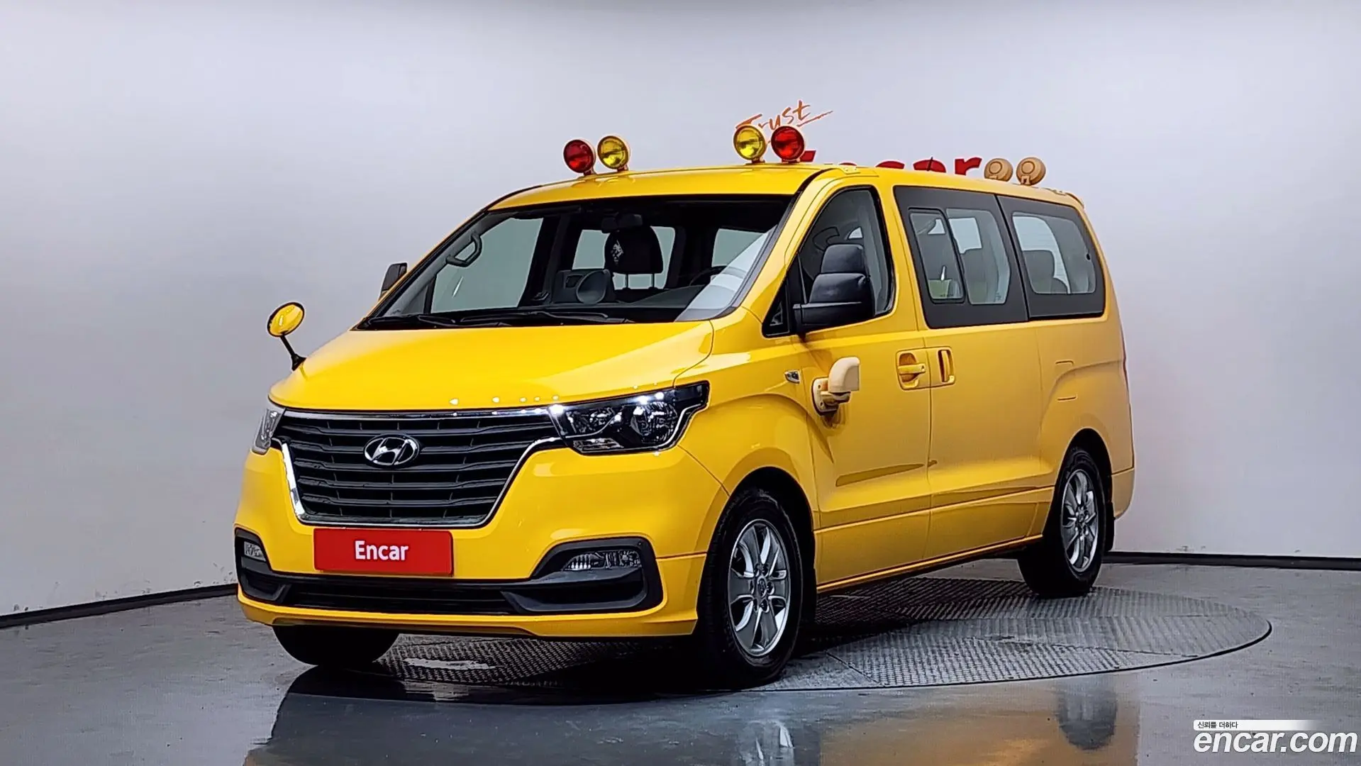 Main__Slider__Photo:Starex Hyundai 2018.6-0