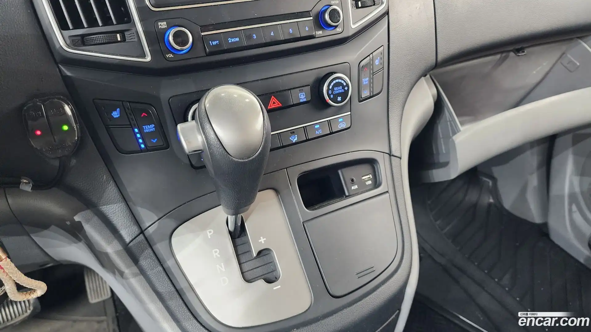 Starex Hyundai 2018.6-INNER-009
