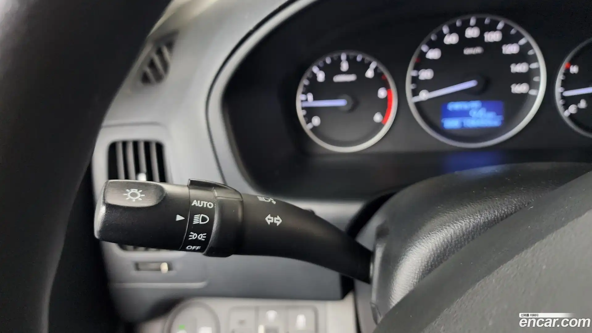 Starex Hyundai 2018.6-OPTION-023