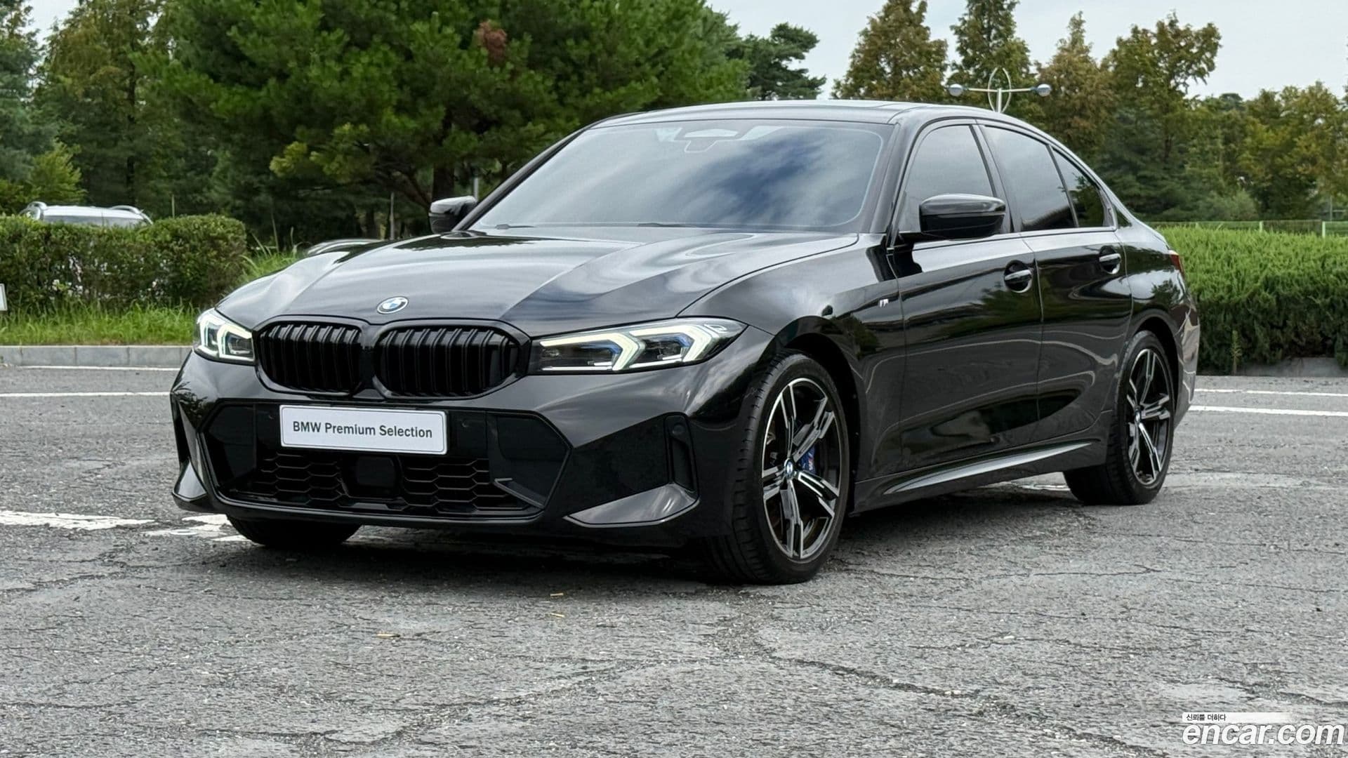 Main__Slider__Photo:3-Series BMW 2022.10-0