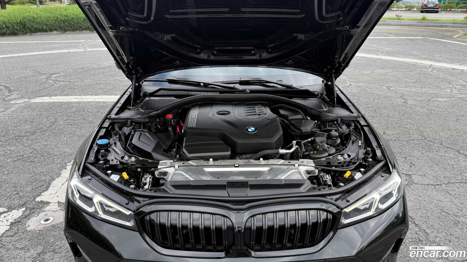 3-Series BMW 2022.10-OUTER-006